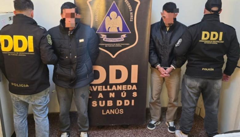 Vestido de policía, asaltó un depósito de Mercado Libre: dos detenidos