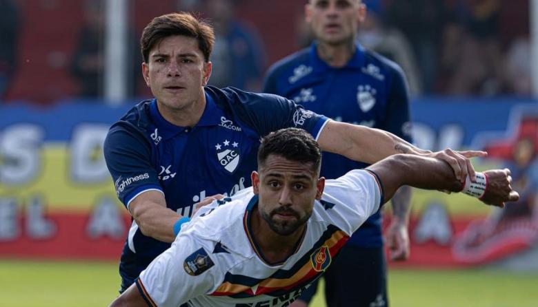 Quilmes no pudo en su visita al Libertadores Unidos