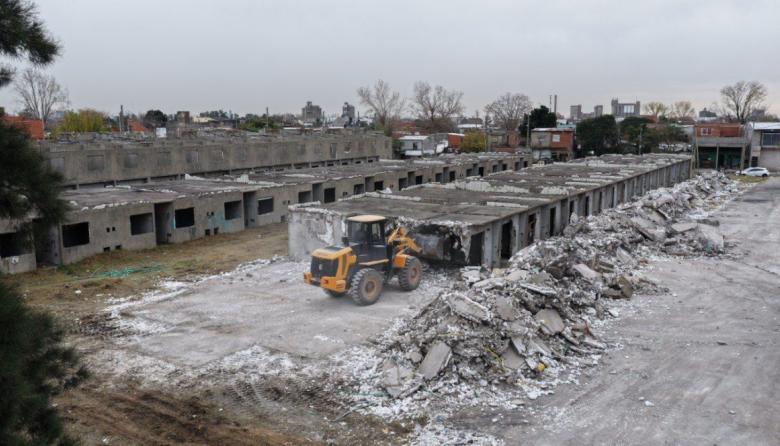Comenzó la construcción de un nuevo espacio recreativo y deportivo en el barrio La Maquinita