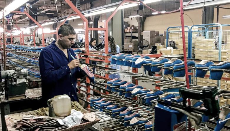 Advierten que la industria del calzado atraviesa una “situación casi terminal”