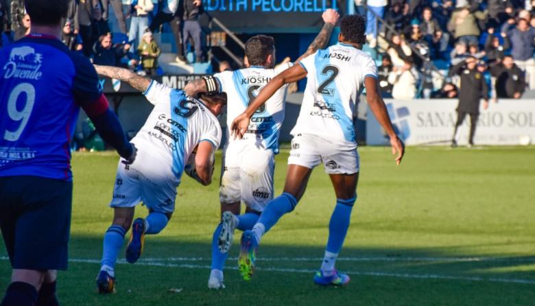Temperley sigue en racha
