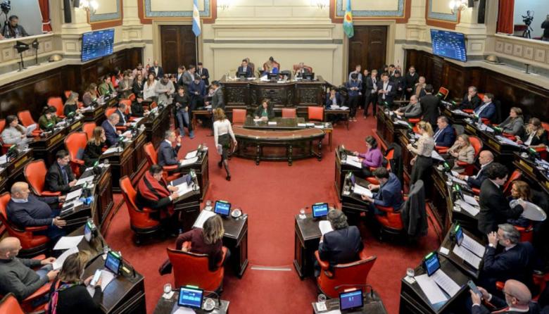 El Senado bonaerense sesionó en medio del fragor de la interna peronista