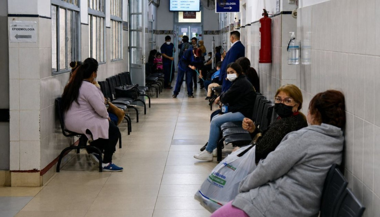 La gripe hace colapsar los hospitales: Gremio médico pide reunir al Consejo Federal de Salud
