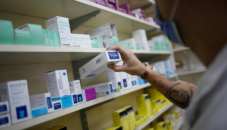 Nueva puja por los medicamentos: los grandes capitales versus el modelo sanitario
