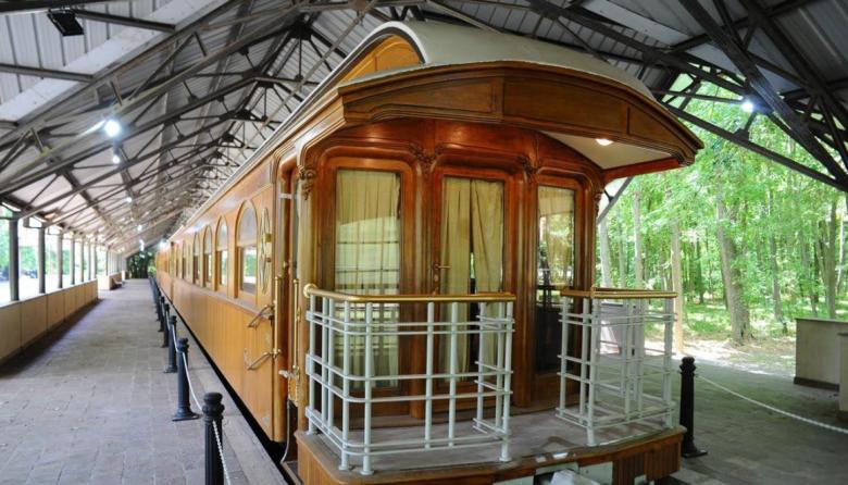 El Ferroclub de Remedios de Escalada recuperó el coche presidencial de 1910