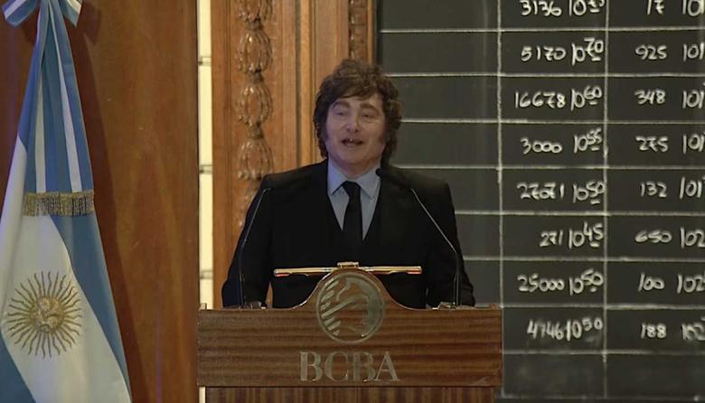 Vacarezza: "Argentina no tiene presidente, tenemos un virrey"