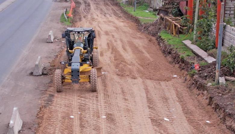 Almirante Brown avanza con la construcción de nuevas colectoras sobre la Ruta 4