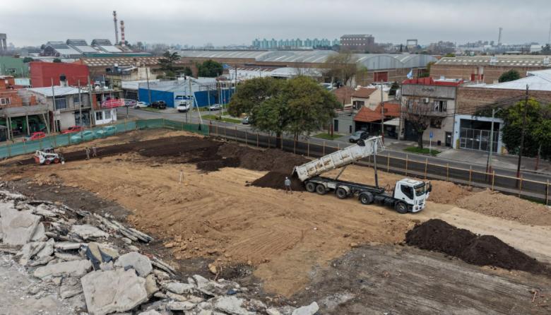 Avanzan las obras del nuevo polideportivo en el barrio La Maquinita
