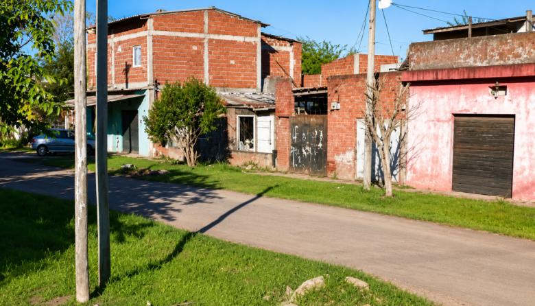 Mataron a balazos a una mujer en su casa: no descartan ninguna hipótesis