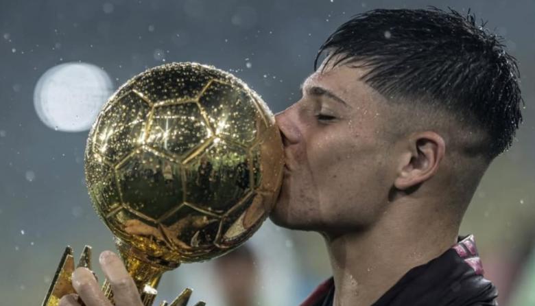 Thomás De Martis, el juvenil de Lanús que jugará en la Serie A