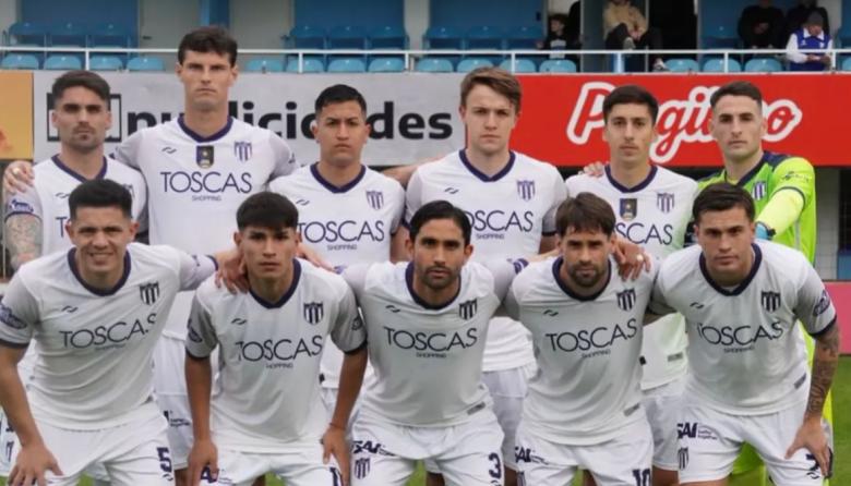 Tristán Suárez perdió luego de cinco victorias consecutivas