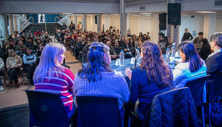 Profunda jornada de reflexión y concientización sobre las violencias digitales