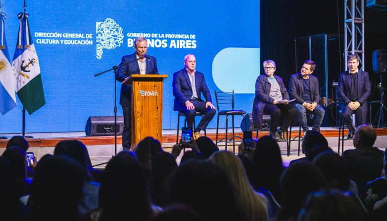Más de 10 mil docentes participan del 10° Congreso de Educación de Almirante Brown