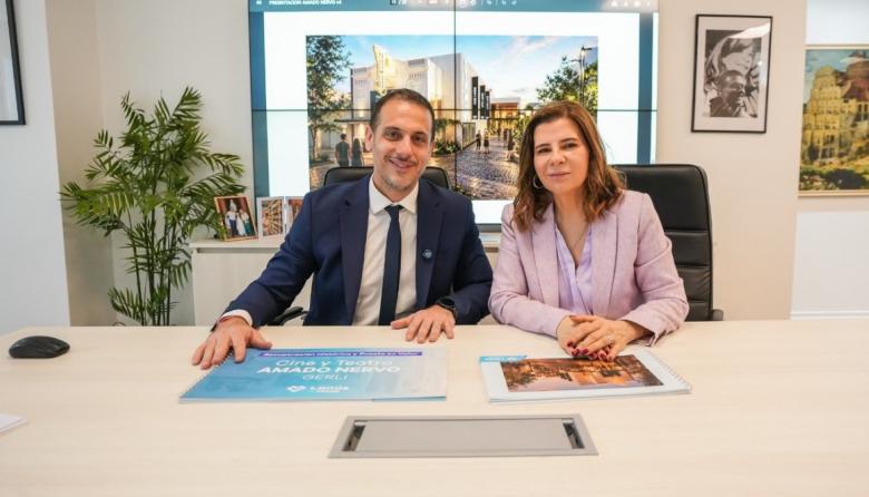 Julián Álvarez anunció el inicio de las obras del Teatro Amado Nervo