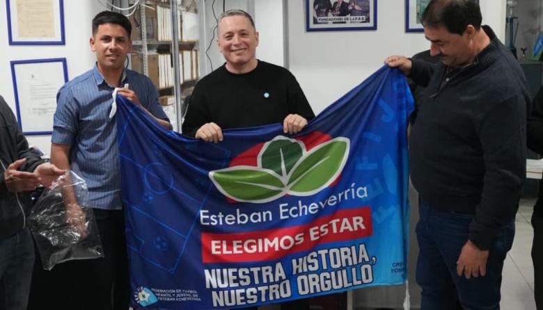 Gray, presente en el festejo por 38 aniversario de la FEFIJEE