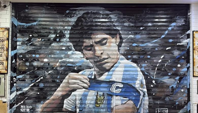 Murales en la peatonal Laprida para homenajear a sus figuras