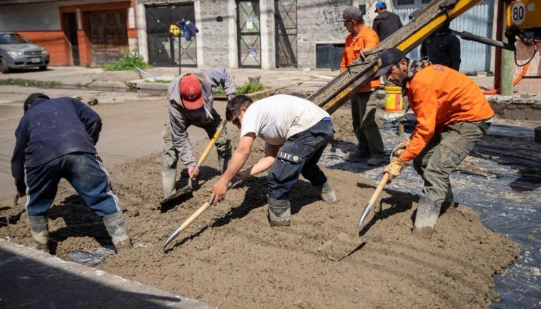 Continúan las obras del plan de pavimentación en el distrito
