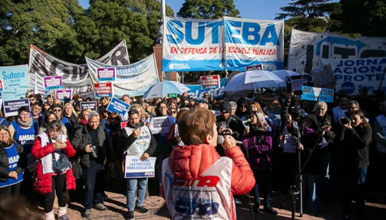 El acuerdo salarial genera diferencia entre los docentes bonaerenses