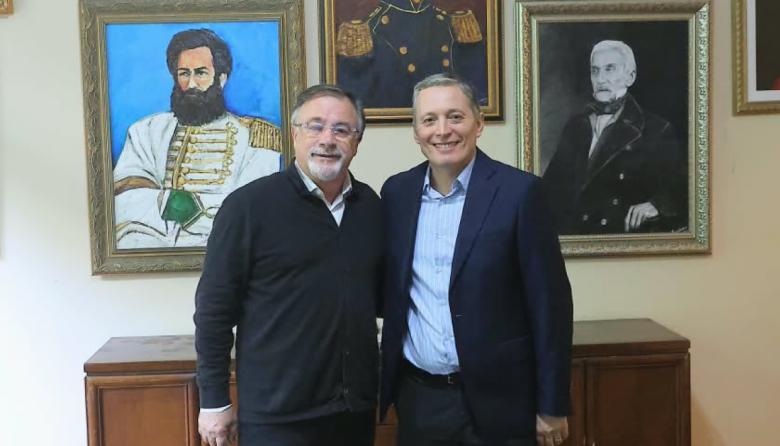 Gray se reunió con las autoridades del Partido Federal