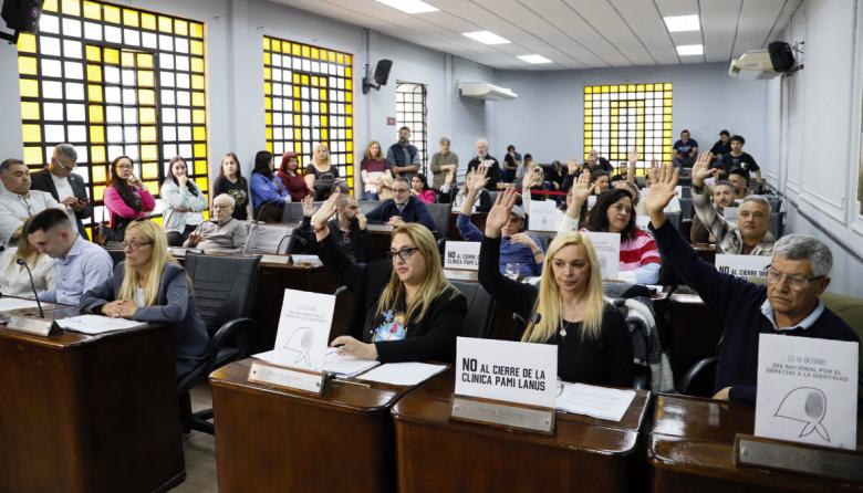 El Concejo aprobó un plan de prevención de emergencias y repudió el cierre de la clinica PAMI