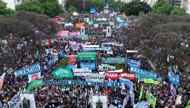 Cascallares, Otermín y los principales dirigentes del Conurbano respaldaron el reclamo universitario