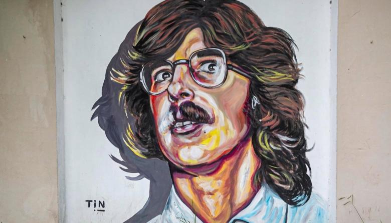 Charly García cumple 75 años y en Alte Brown lo homenajean con murales artísticos