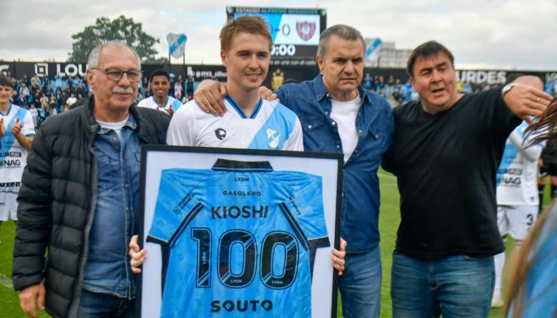 Pedro Souto llegó a los 100 partidos en Temperley