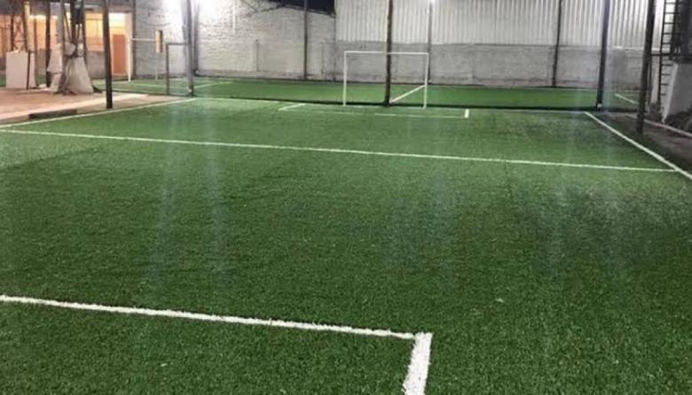 Nene de 12 años jugaba al futbol, se le cayó un arco en la cabeza y está en terapia intensiva