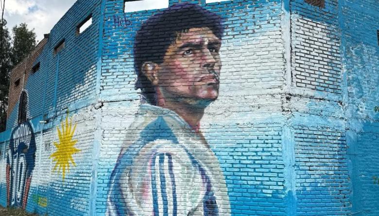 Nuevo mural en Burzaco para recordar a Diego Maradona