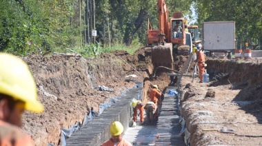 Continúan las obras de asfalto en Glew