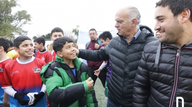 Grindetti lanzó el programa "Vamos los Pibes"
