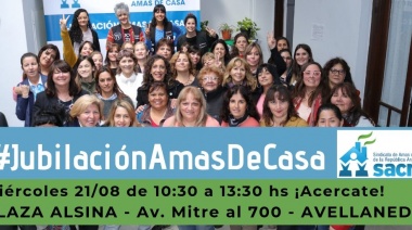 Las amas de casa celebran su 35° aniversario en la Plaza Alsina