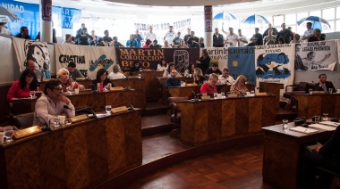 Fuerte cruce entre peronismo y macrismo por la última devaluación