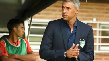 Crespo dejó de ser el entrenador de Banfield