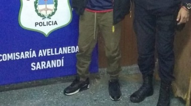 Ladrón precoz fue detenido por un intento de robo a mano armada a un chofer de Uber