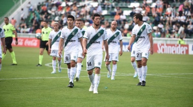 Banfield no puede ganar en casa: volvió a perder y quedó en descenso directo