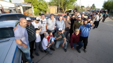Junto a vecinos, Cascallares recorrió la nueva avenida Espora