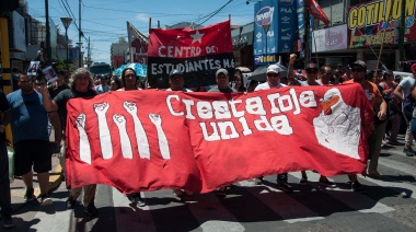 Trabajadores despedidos de Cresta Roja convocan a una olla popular