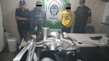 Ofrecieron por Internet una moto robada y los detuvieron cuando la iban a vender