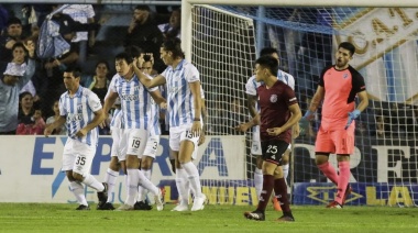 A Lanús se le escapó sobre el final