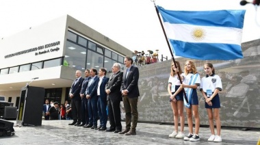 Junto a Massa, Kicillof encabezó la puesta en marcha del primer colegio preuniversitario de la UBA en el Conurbano bonaerense