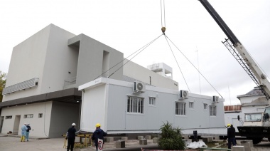 Instalan un hospital modular de aislamiento en el hospital Meléndez
