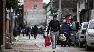 Gremios porteños alertan sobre el "alarmante crecimiento" de los casos de coronavirus en villas