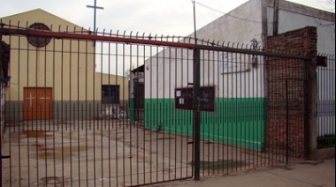 Familiares y alumnos del Colegio Nuestra Señora de Copacabana piden la disminución de las cuotas escolares