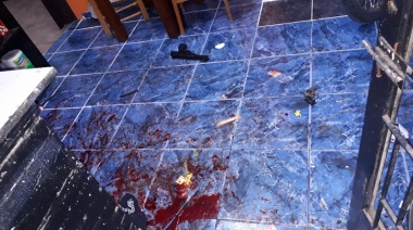 Se atrincheró en la casa de su ex pareja y baleó a una policía