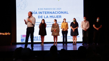 El mensaje de Insaurralde a las mujeres del distrito: “Es un honor estar junto a un equipo que se puso al frente de la pandemia”