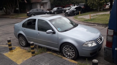 Desbarataron un desarmadero clandestino donde desguazaban autos robados