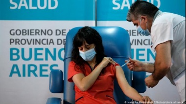 La cantidad de vacunas aplicadas en la región ya es más del doble que de los contagiados