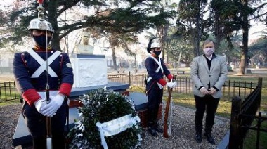 Cascallares encabezó el homenaje por el Día de la Bandera