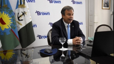 Cascallares anunció que desde mañana los vecinos mayores de 50 se podrán vacunar sin turno previo